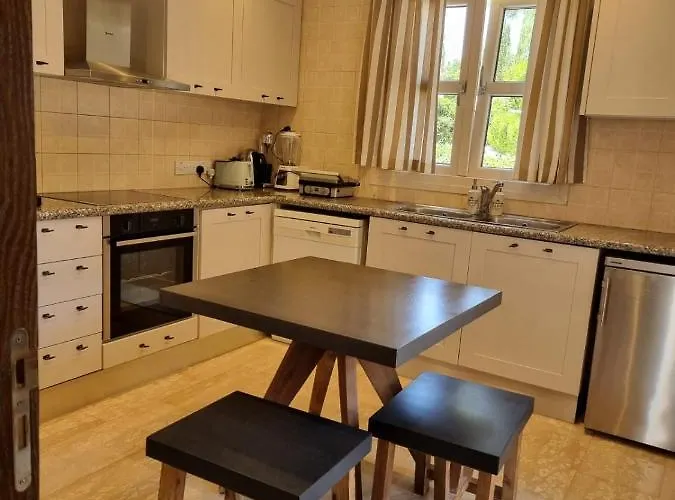 Exquisite Golf With Sea, 8tee, Views, In Aphrodite Hills Golf Vila *